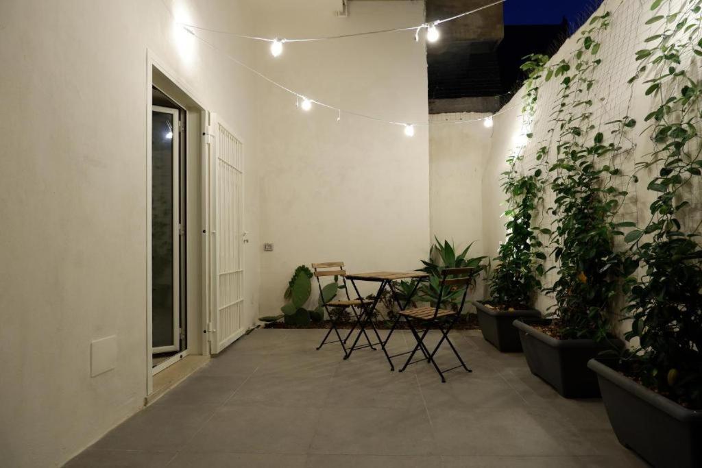 Apartmán Dante'S Patio Bari Exteriér fotografie