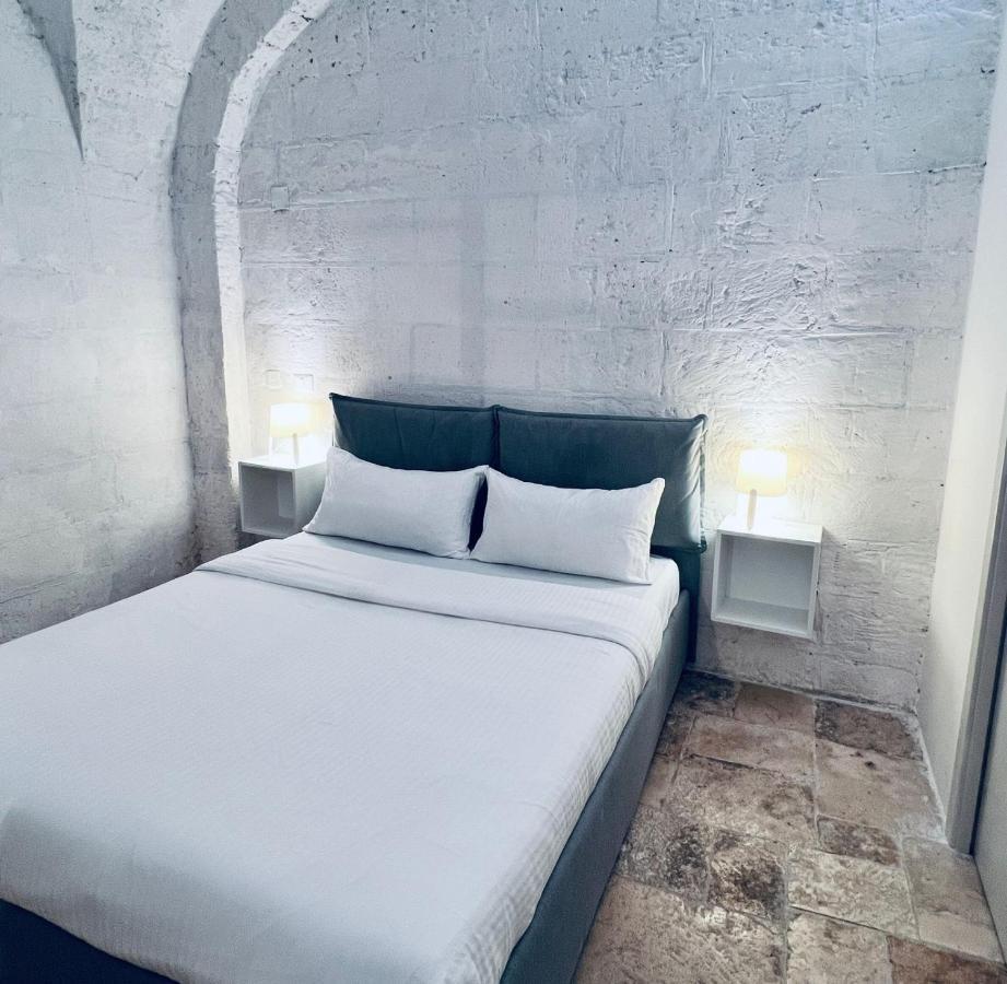 Apartmán Dante'S Patio Bari Exteriér fotografie